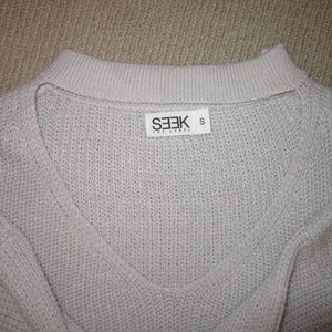 Grey cutout sweater SEEK